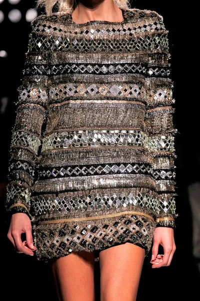 Look 7